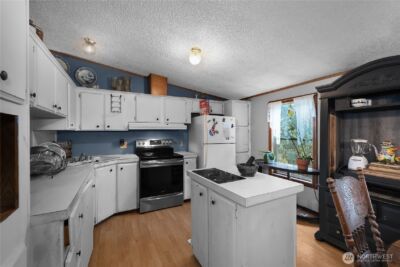 310 E Olde Lyme Road , Shelton, WA 98584 - Photo 2