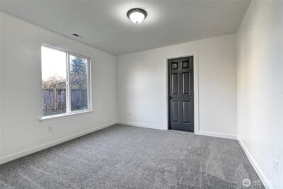 8823 18th Avenue E, Tacoma, WA 98445 - Photo 17