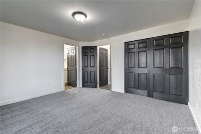 8823 18th Avenue E, Tacoma, WA 98445 - Photo 10