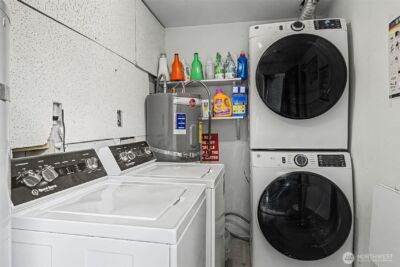 4111 Whitman Avenue N #402, Seattle, WA 98103 - Photo 11