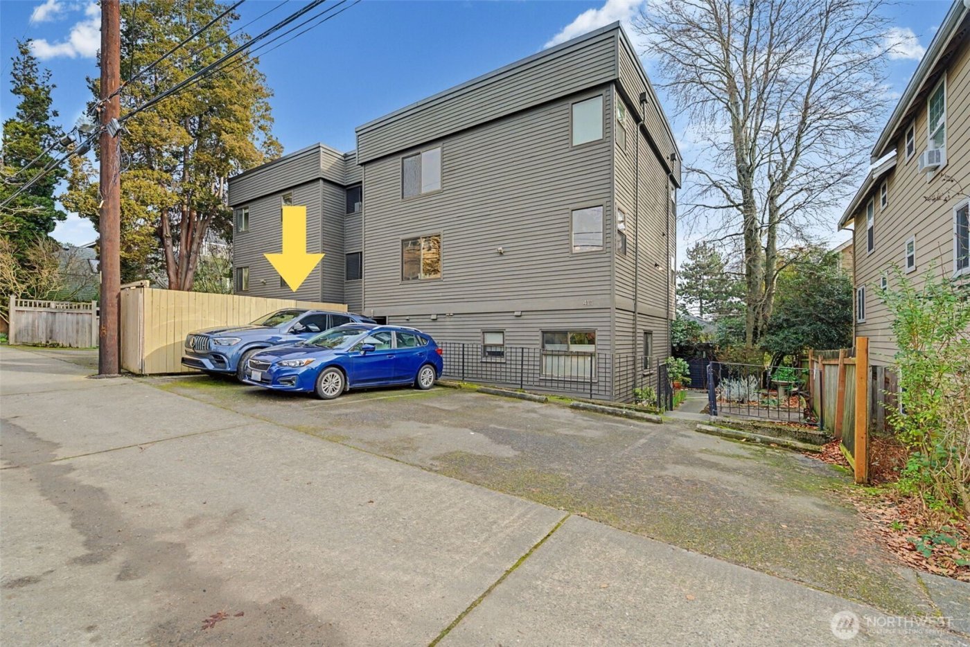 4111 Whitman Avenue N #402, Seattle, WA 98103