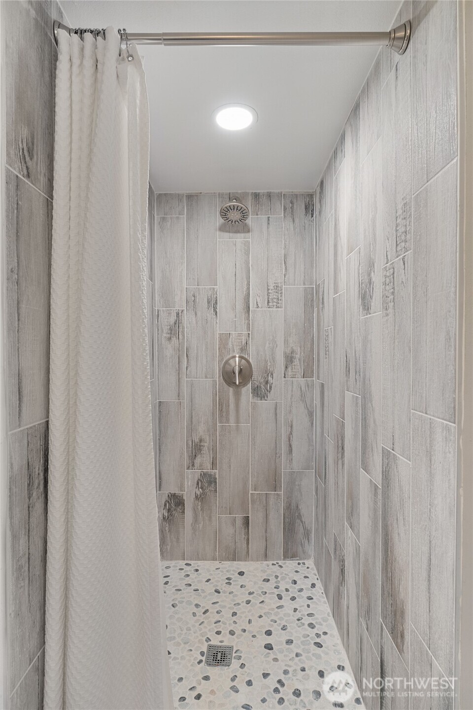 40 Main Street , Pacific Beach, WA 98571