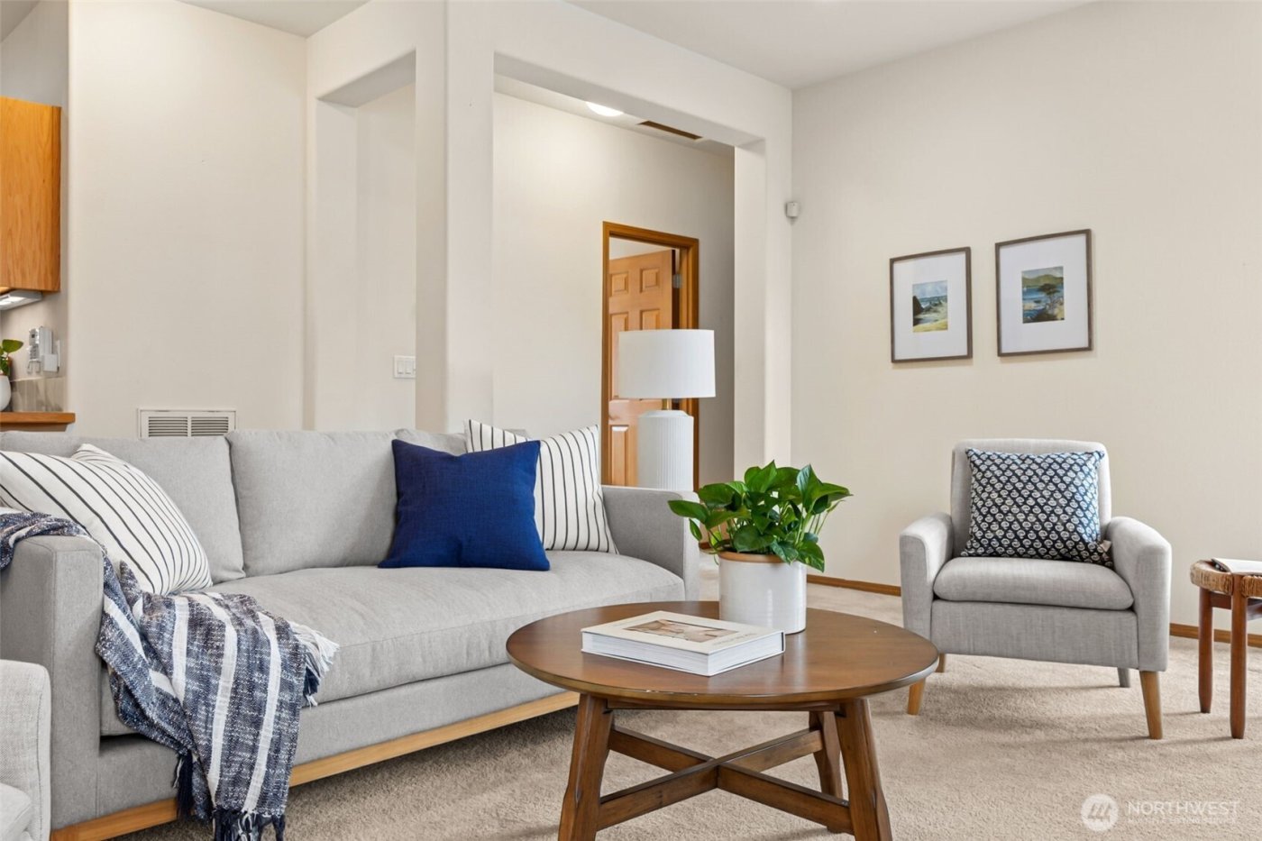 8232 Bainbridge Loop NE, Lacey, WA 98516