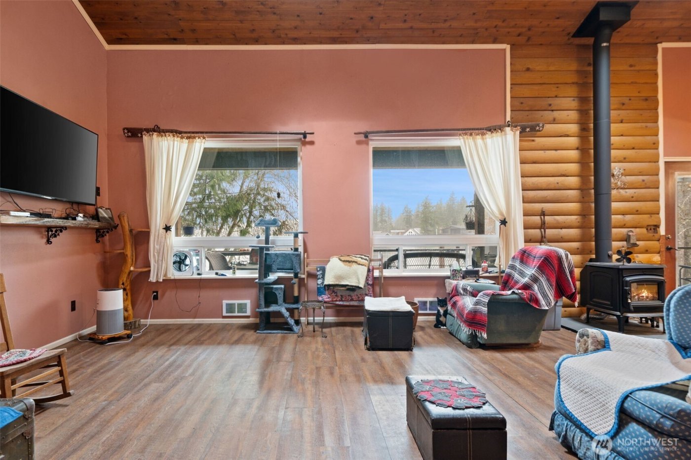 30 E Lakeway Drive , Shelton, WA 98584