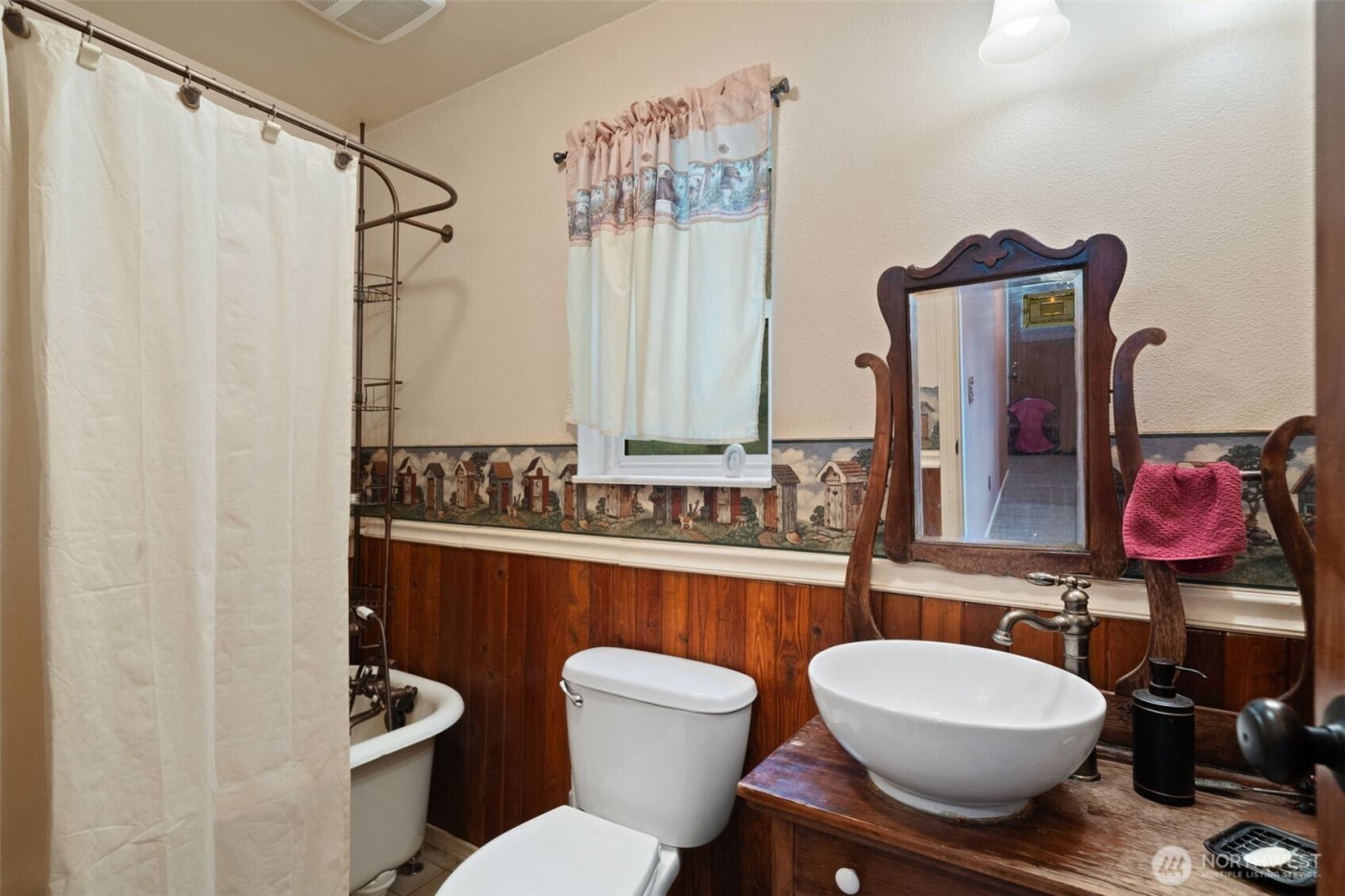 30 E Lakeway Drive , Shelton, WA 98584