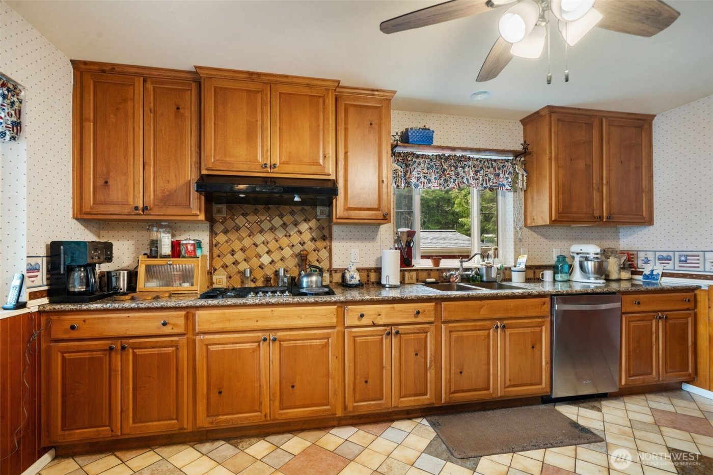 30 E Lakeway Drive , Shelton, WA 98584