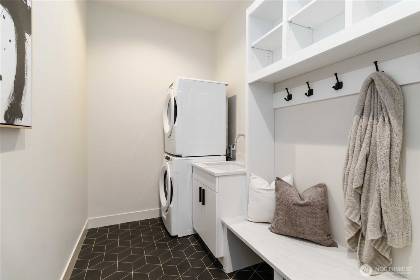 2627 78th Avenue NE, Medina, WA 98039