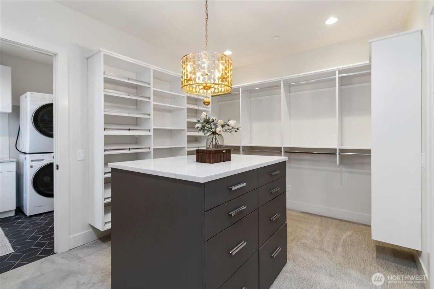 2627 78th Avenue NE, Medina, WA 98039