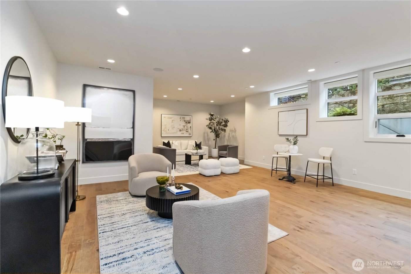 2627 78th Avenue NE, Medina, WA 98039