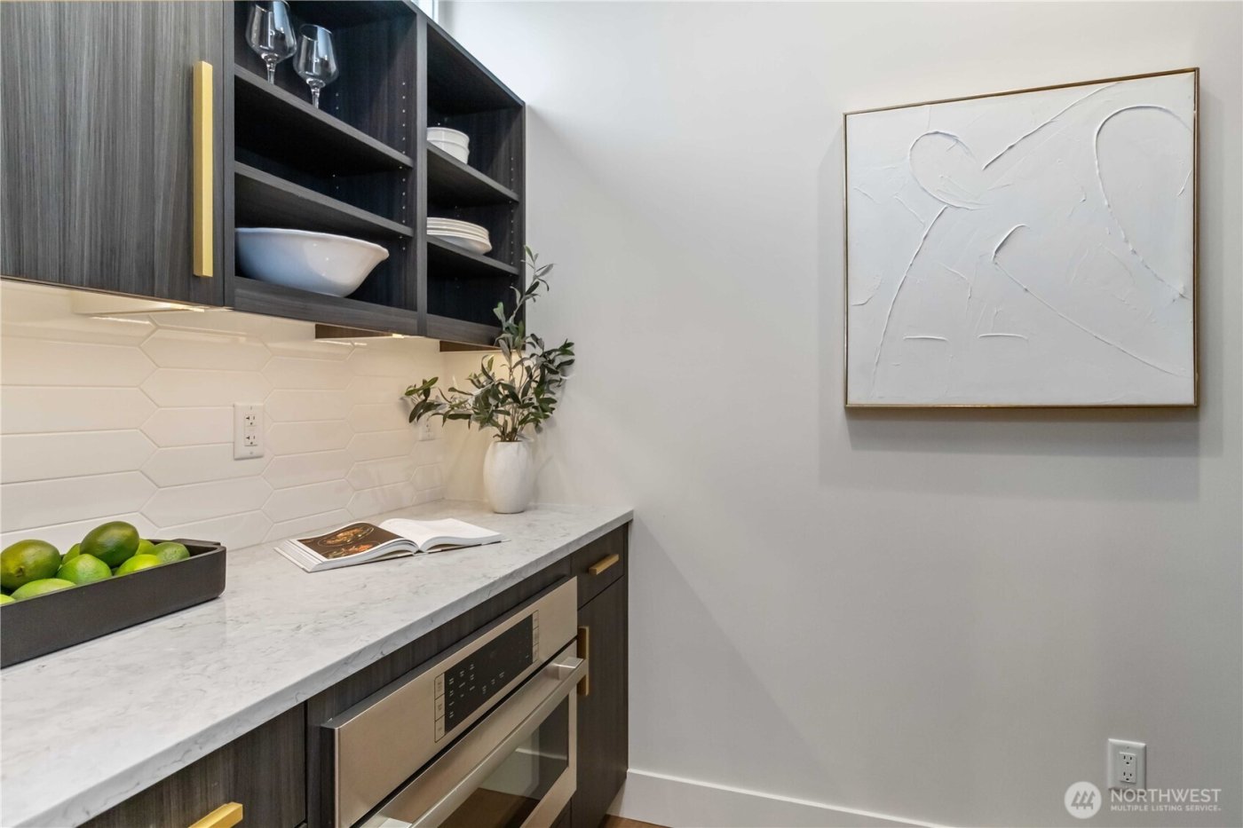 2627 78th Avenue NE, Medina, WA 98039