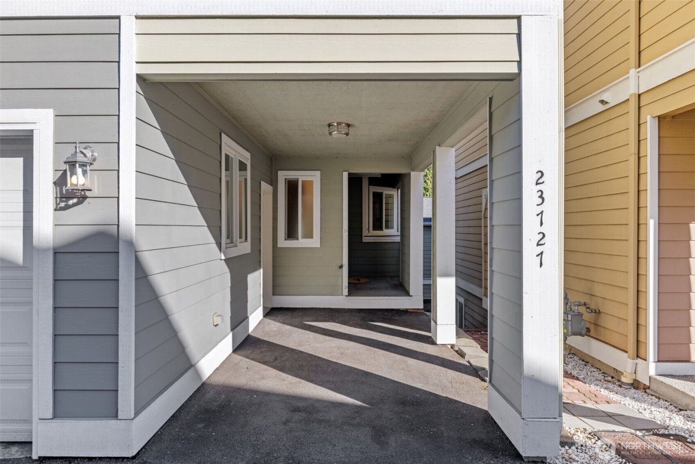 23727 80th Court W, Edmonds, WA 98026