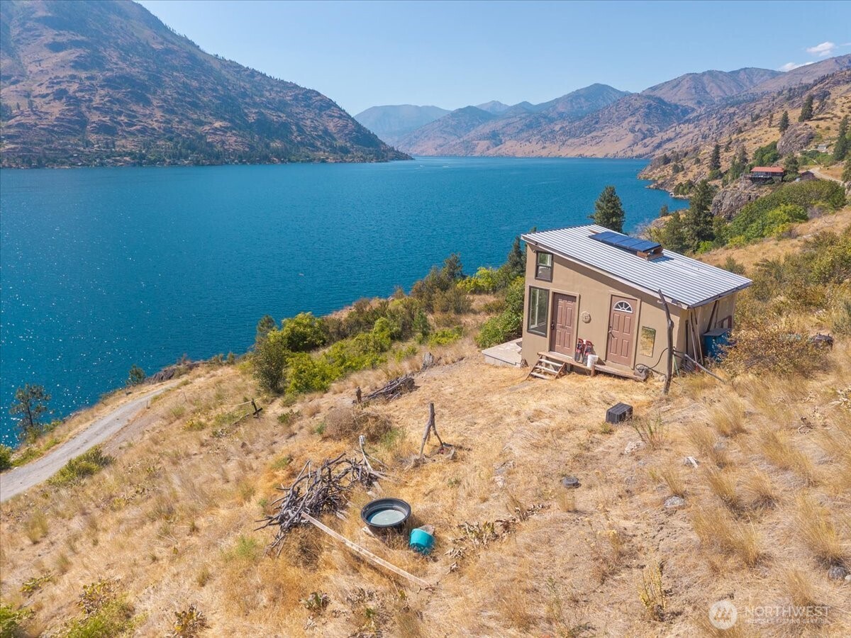2570 Emerson Acres Road , Manson, WA 98831