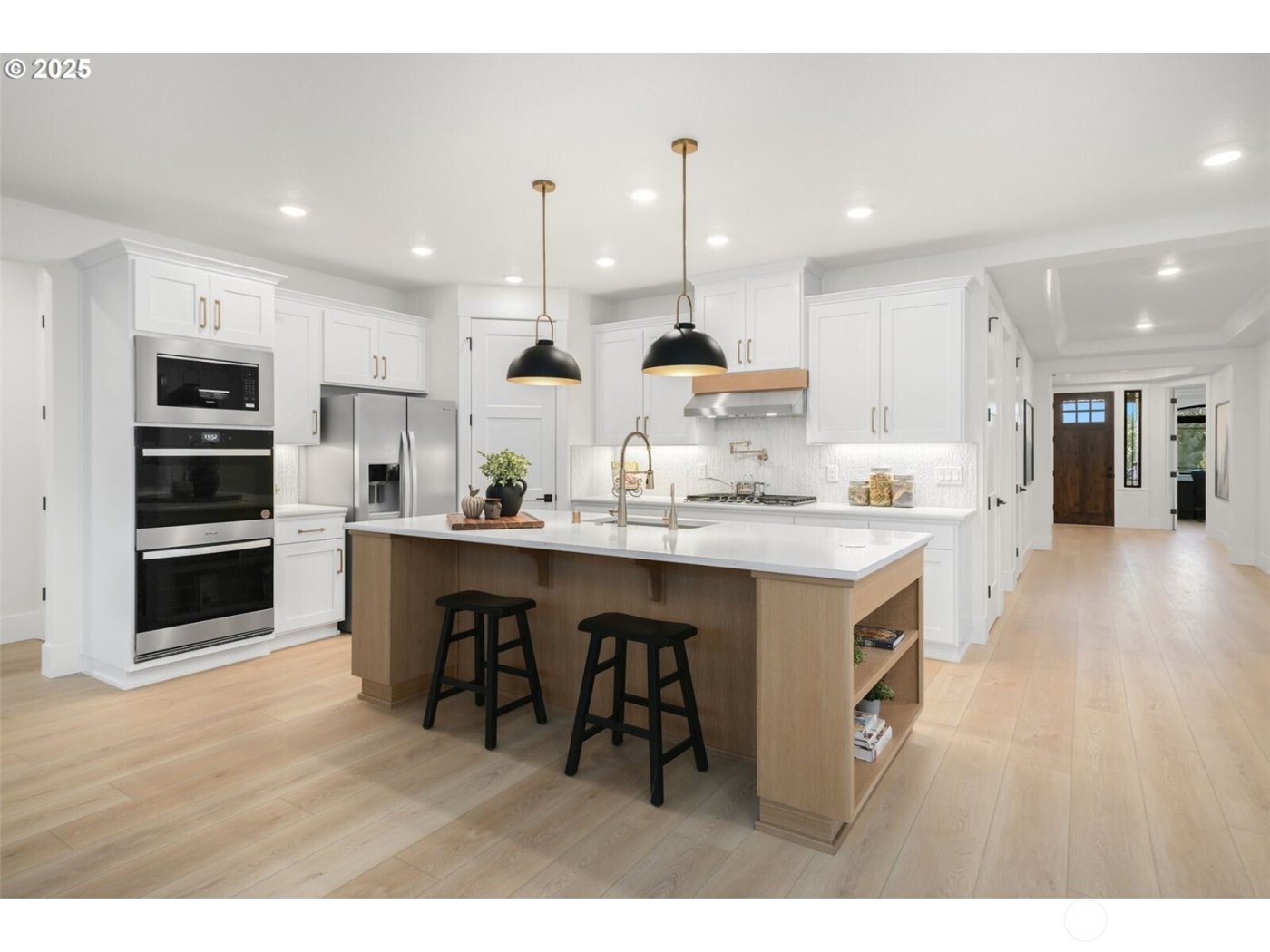 818 NW 173RD Circle , Ridgefield, WA 98642