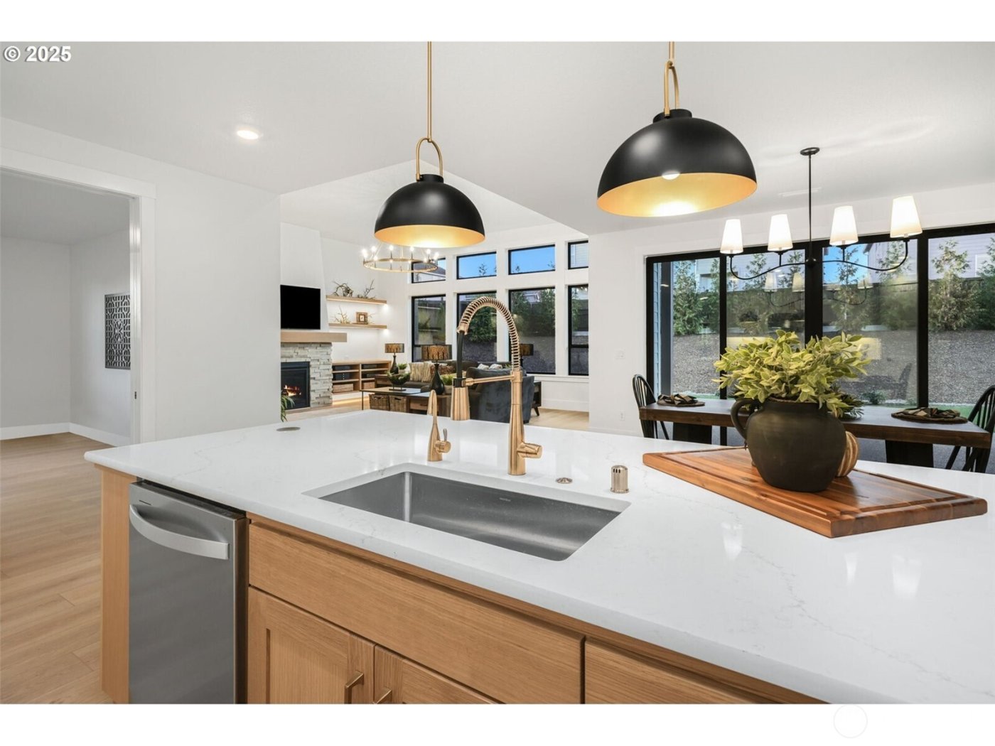 818 NW 173RD Circle , Ridgefield, WA 98642