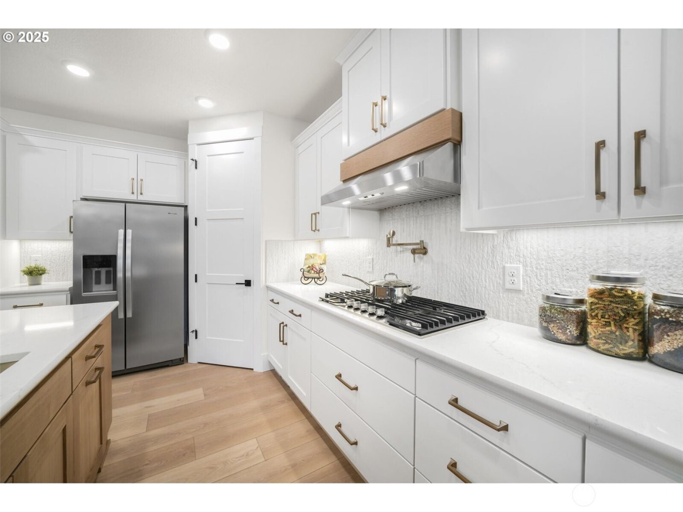 818 NW 173RD Circle , Ridgefield, WA 98642