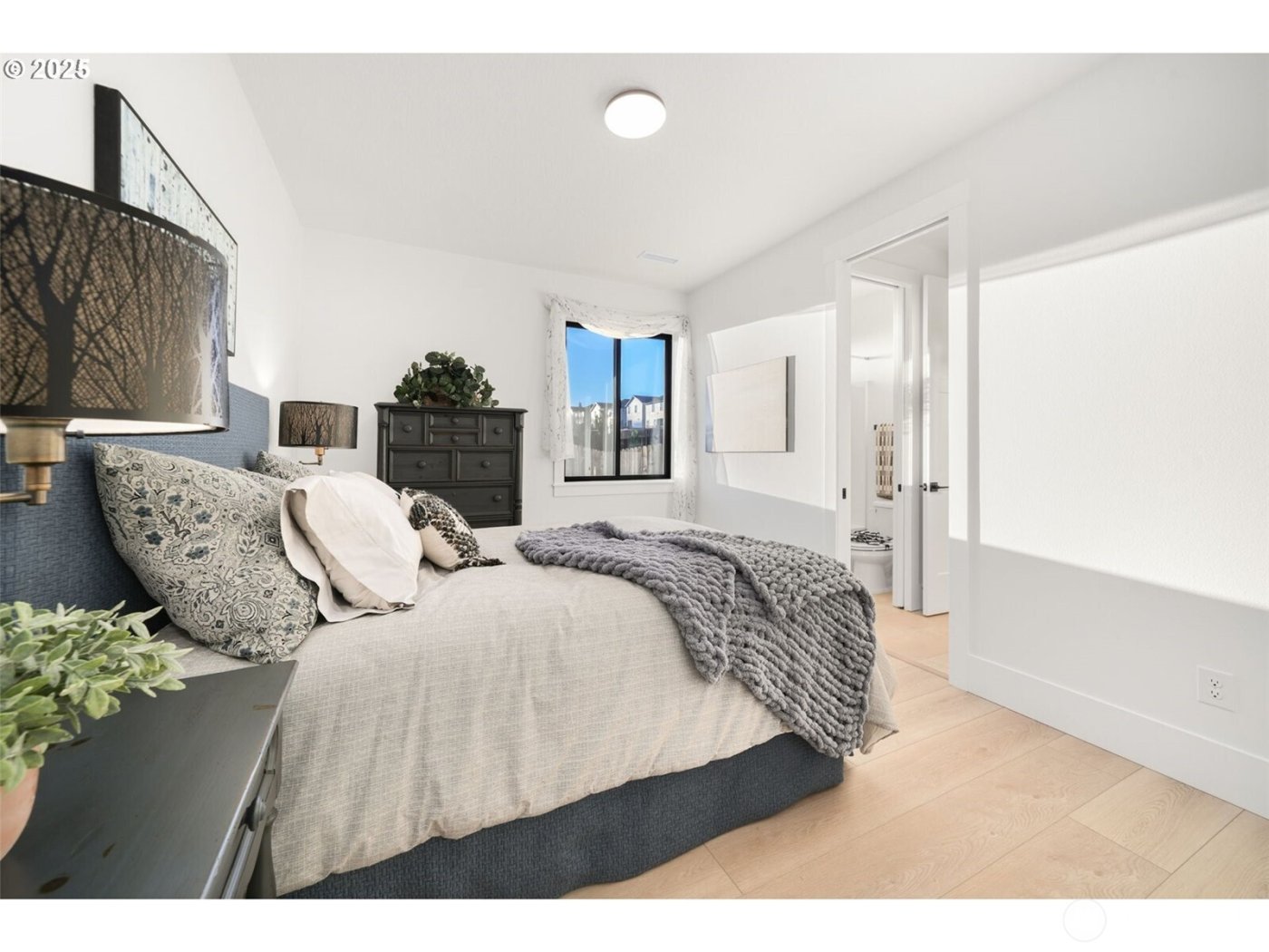 818 NW 173RD Circle , Ridgefield, WA 98642