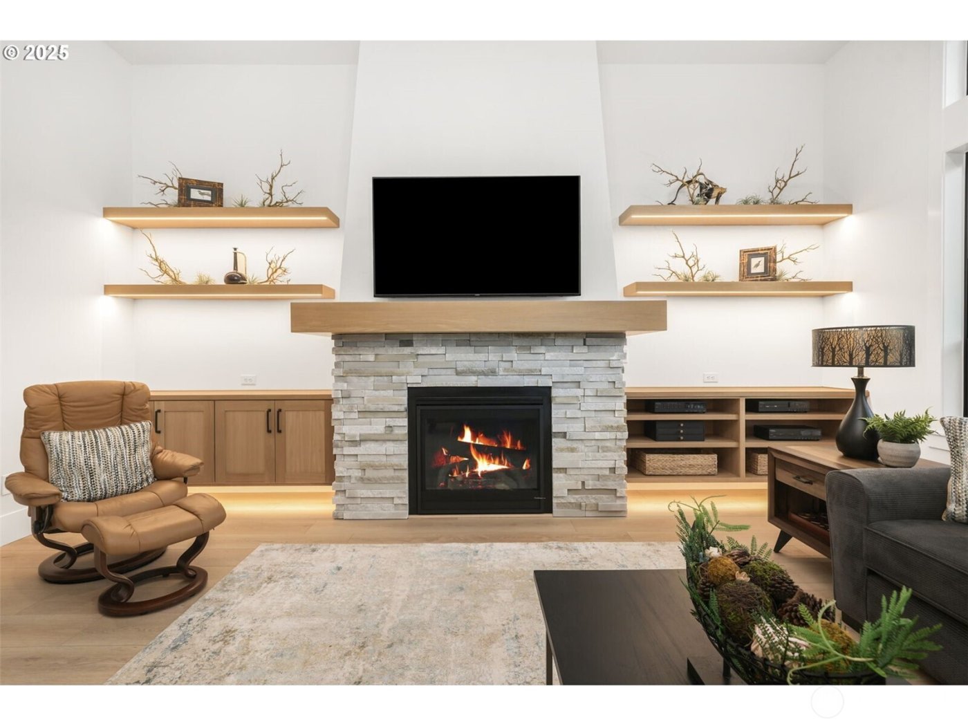 818 NW 173RD Circle , Ridgefield, WA 98642