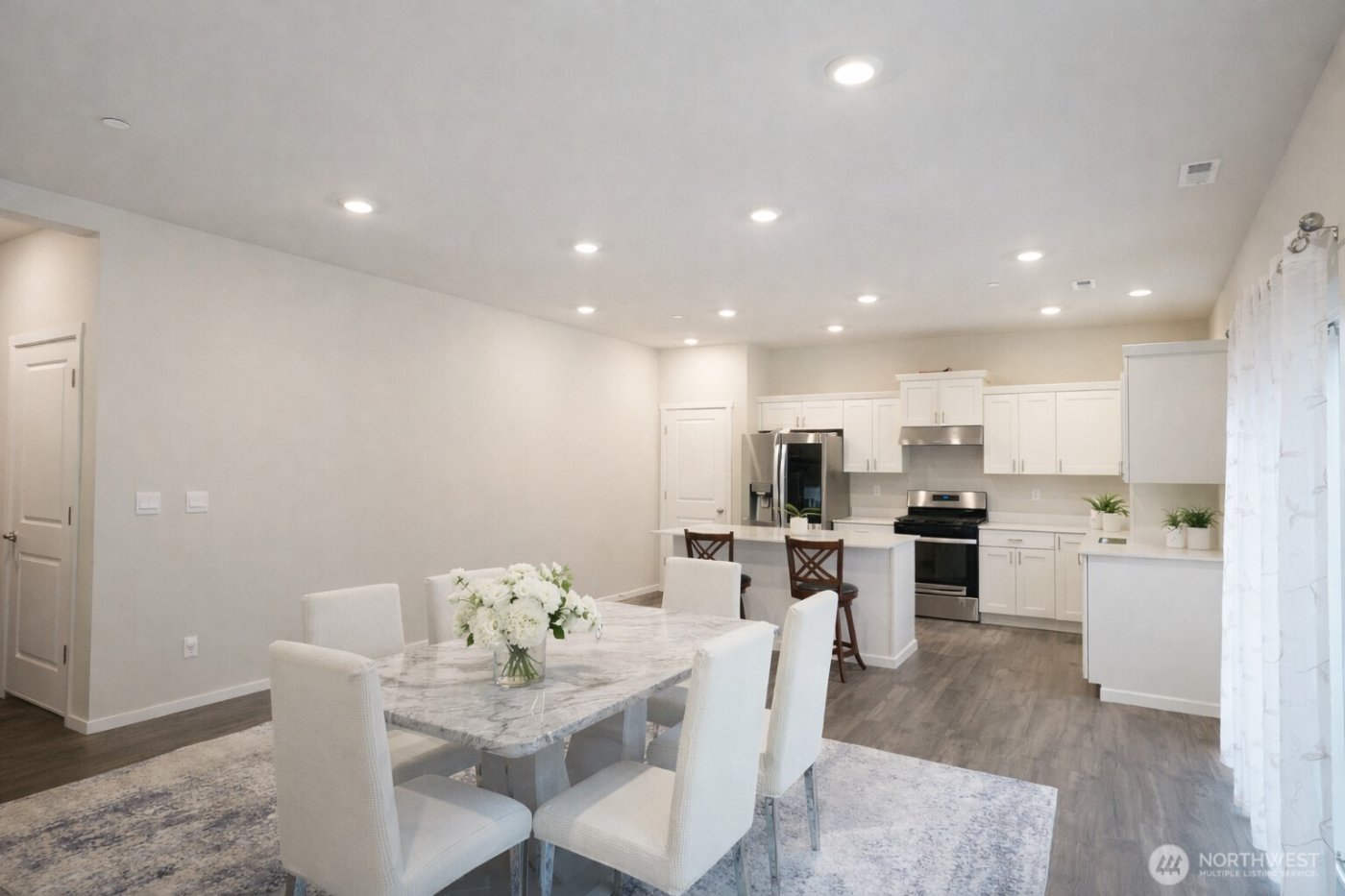 10623 SE 265th Place , Kent, WA 98030