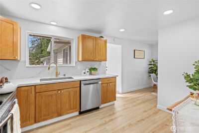 9216 Madrone Circle W, University Place, WA 98467 - Photo 15