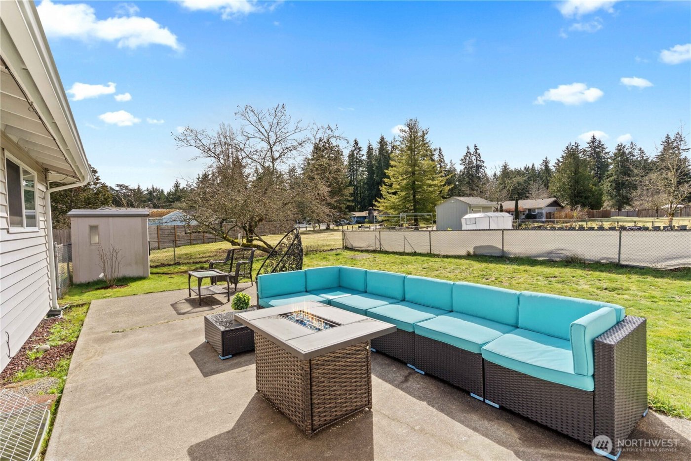 9216 Madrone Circle W, University Place, WA 98467