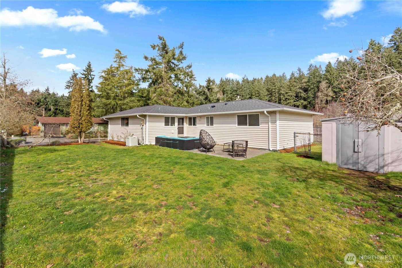 9216 Madrone Circle W, University Place, WA 98467
