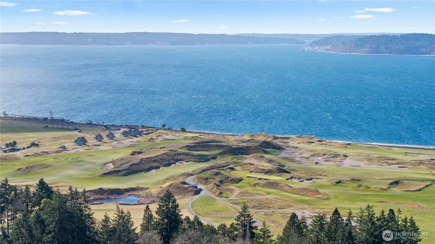 9216 Madrone Circle W, University Place, WA 98467