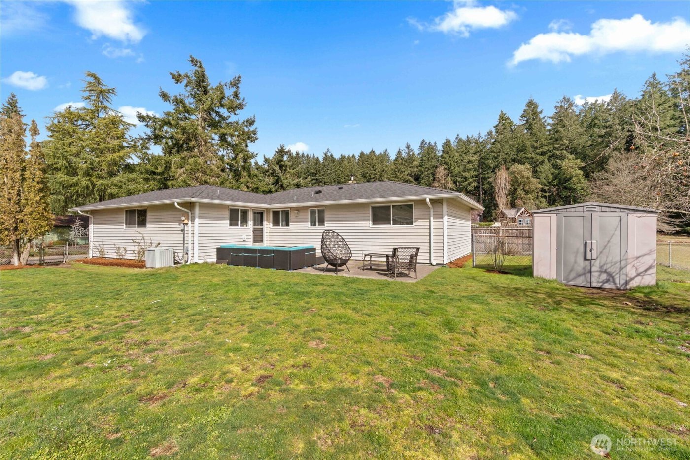 9216 Madrone Circle W, University Place, WA 98467