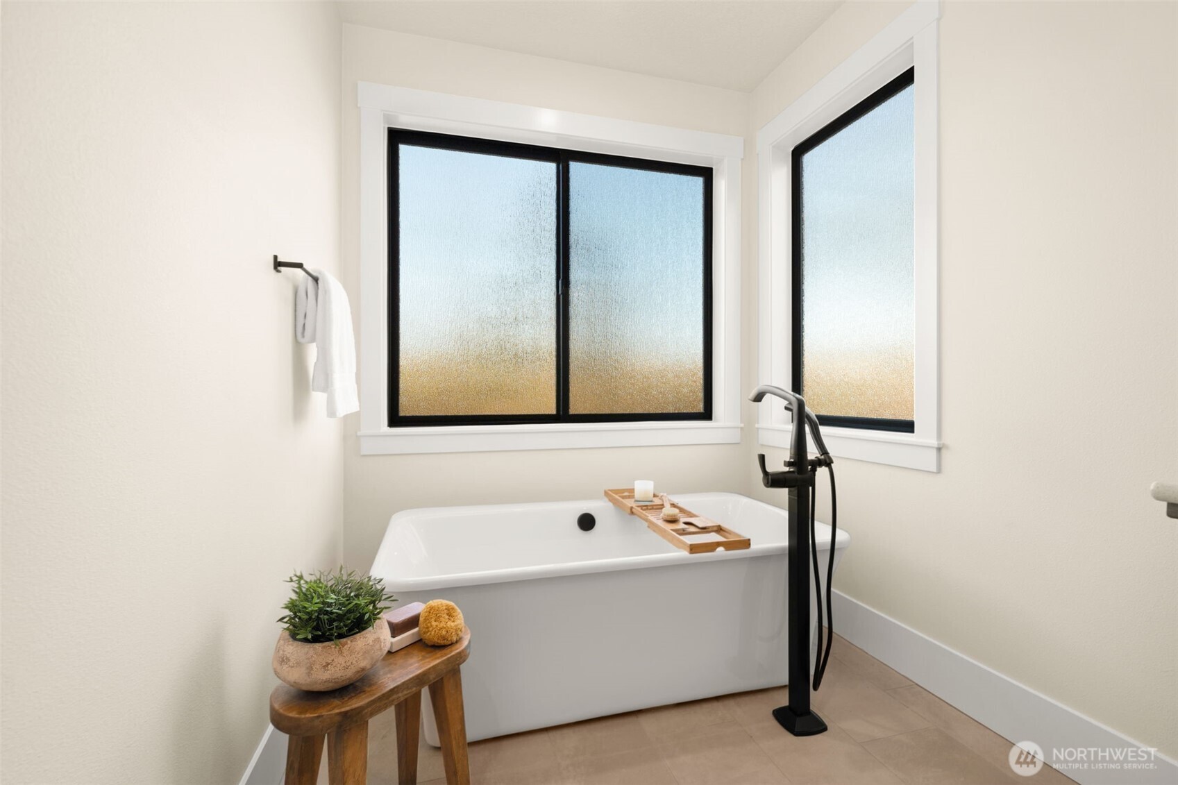 17104 NW 7TH Avenue , Ridgefield, WA 98642