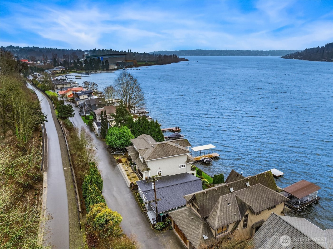 6631 Ripley Lane SE, Renton, WA 98056