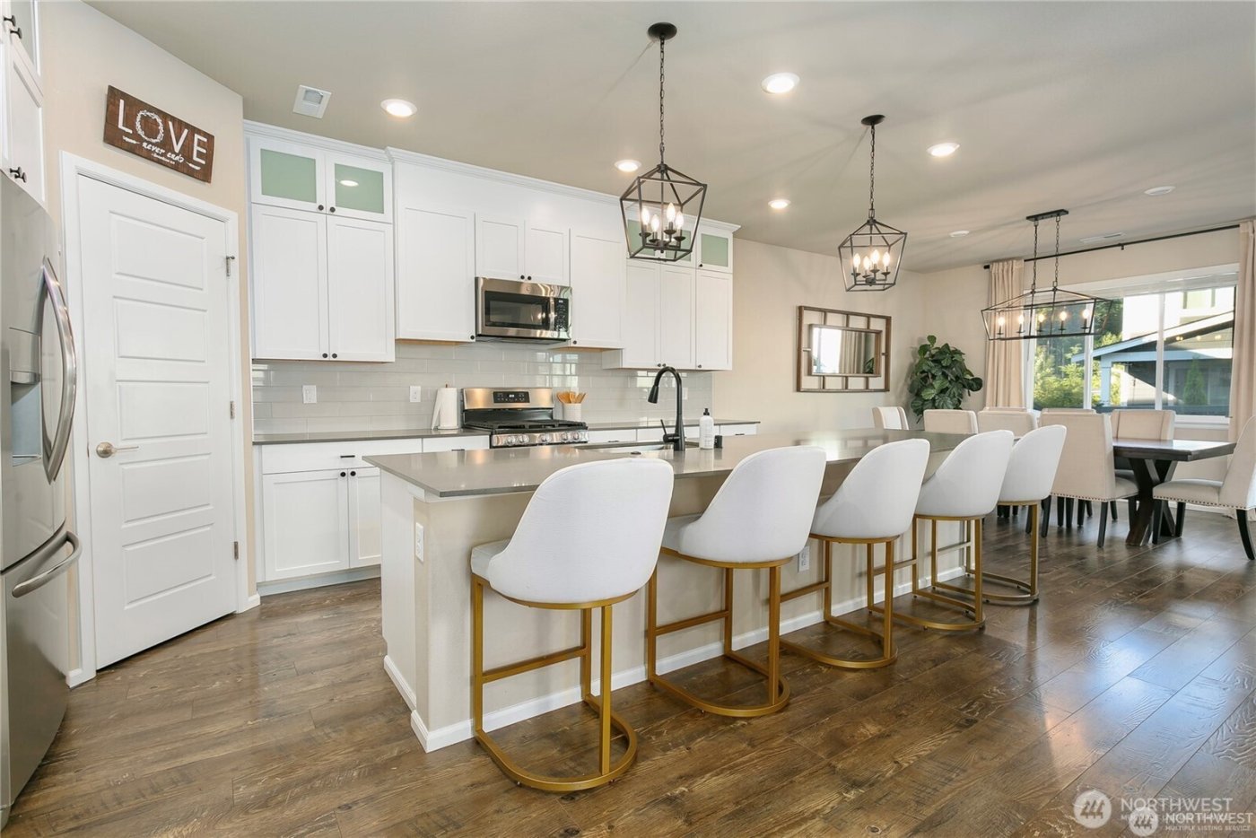 33094 Crystal Avenue SE, Black Diamond, WA 98010