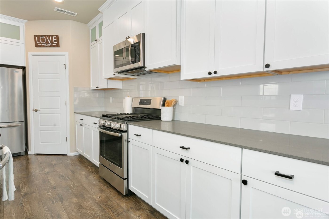 33094 Crystal Avenue SE, Black Diamond, WA 98010