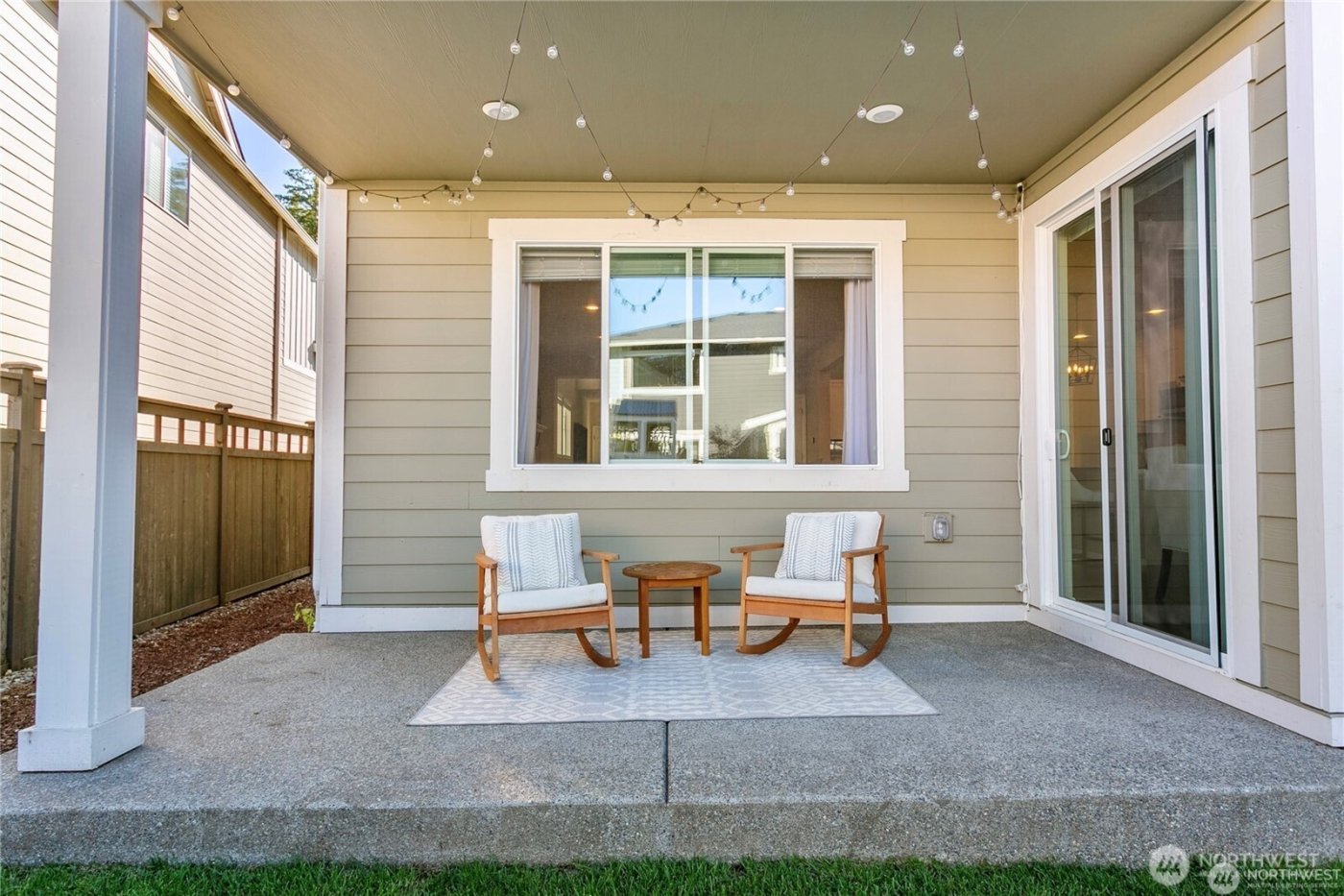 33094 Crystal Avenue SE, Black Diamond, WA 98010