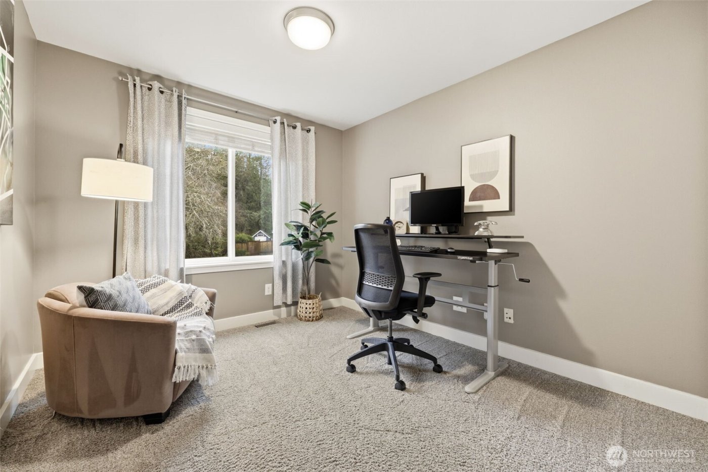 27032 NE Dorothy Street , Duvall, WA 98019