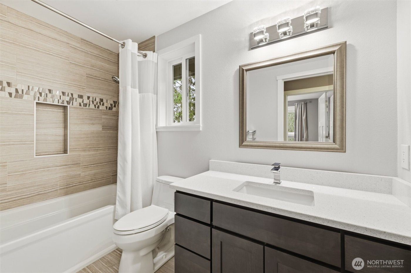 27032 NE Dorothy Street , Duvall, WA 98019