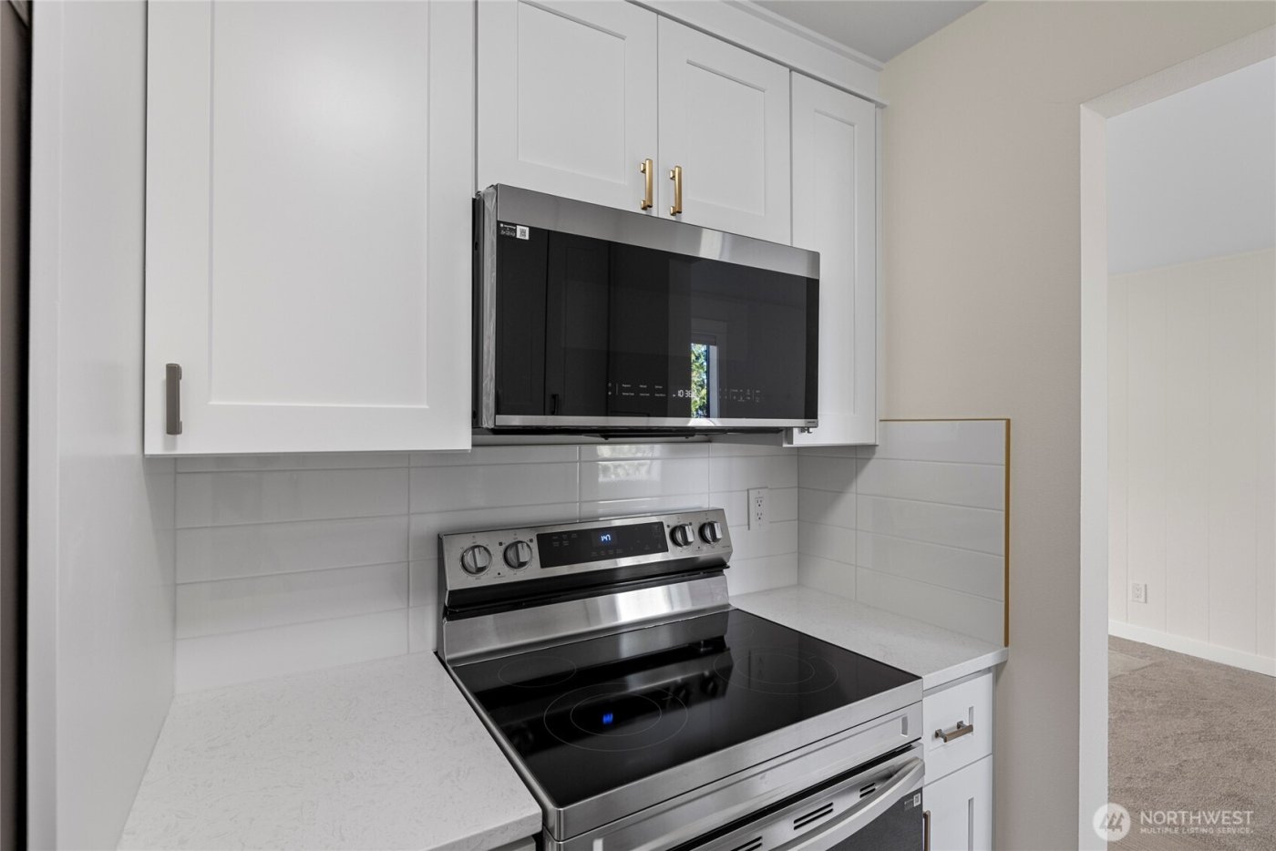 310 S 11th Street #204, Mount Vernon, WA 98274