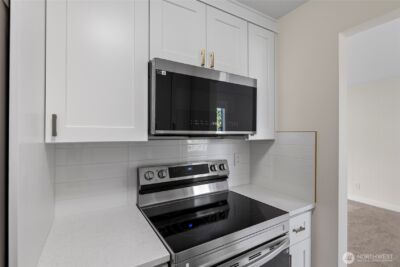 310 S 11th Street #204, Mount Vernon, WA 98274 - Photo 16