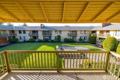 310 S 11th Street #204, Mount Vernon, WA 98274 - Photo 3