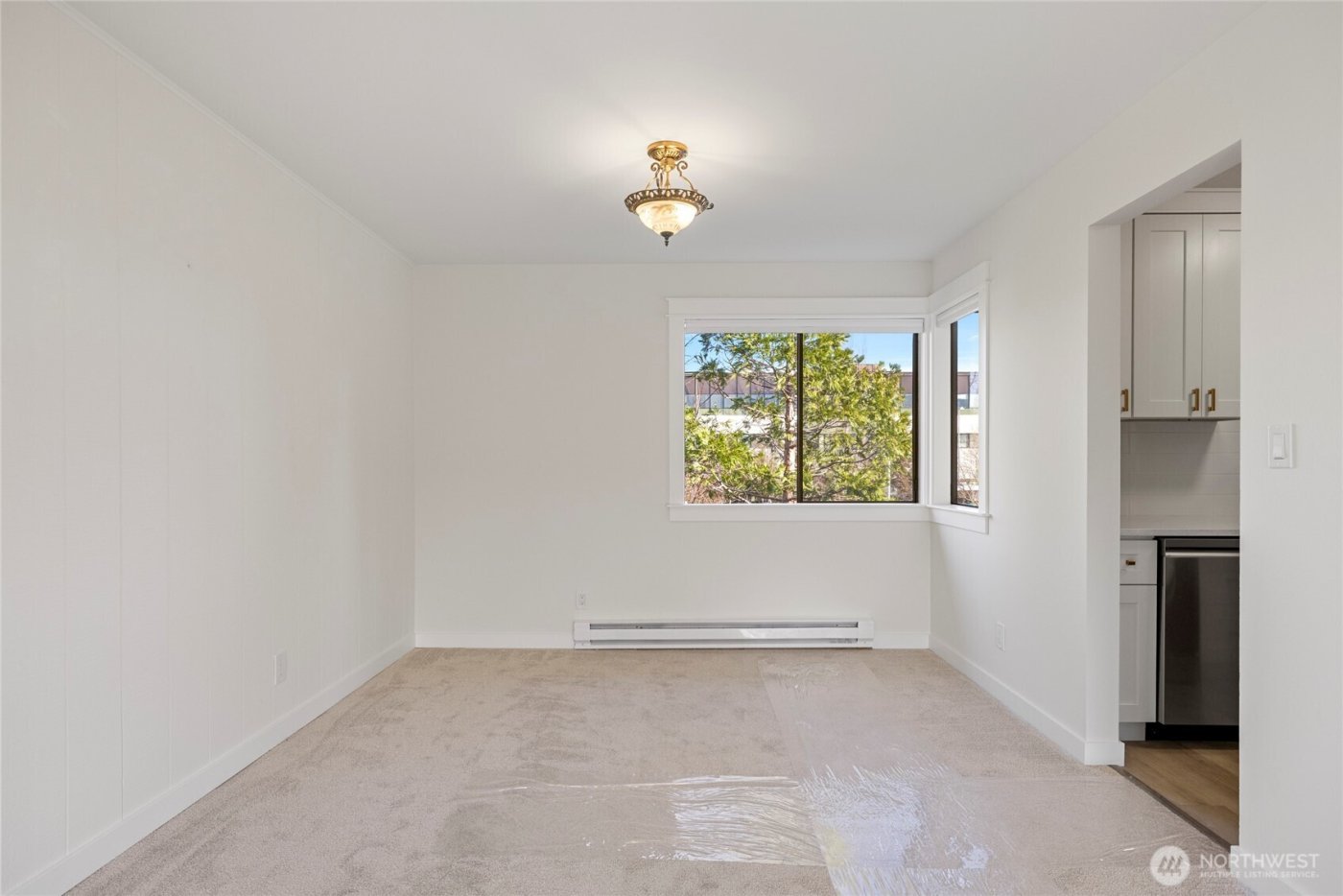 310 S 11th Street #204, Mount Vernon, WA 98274