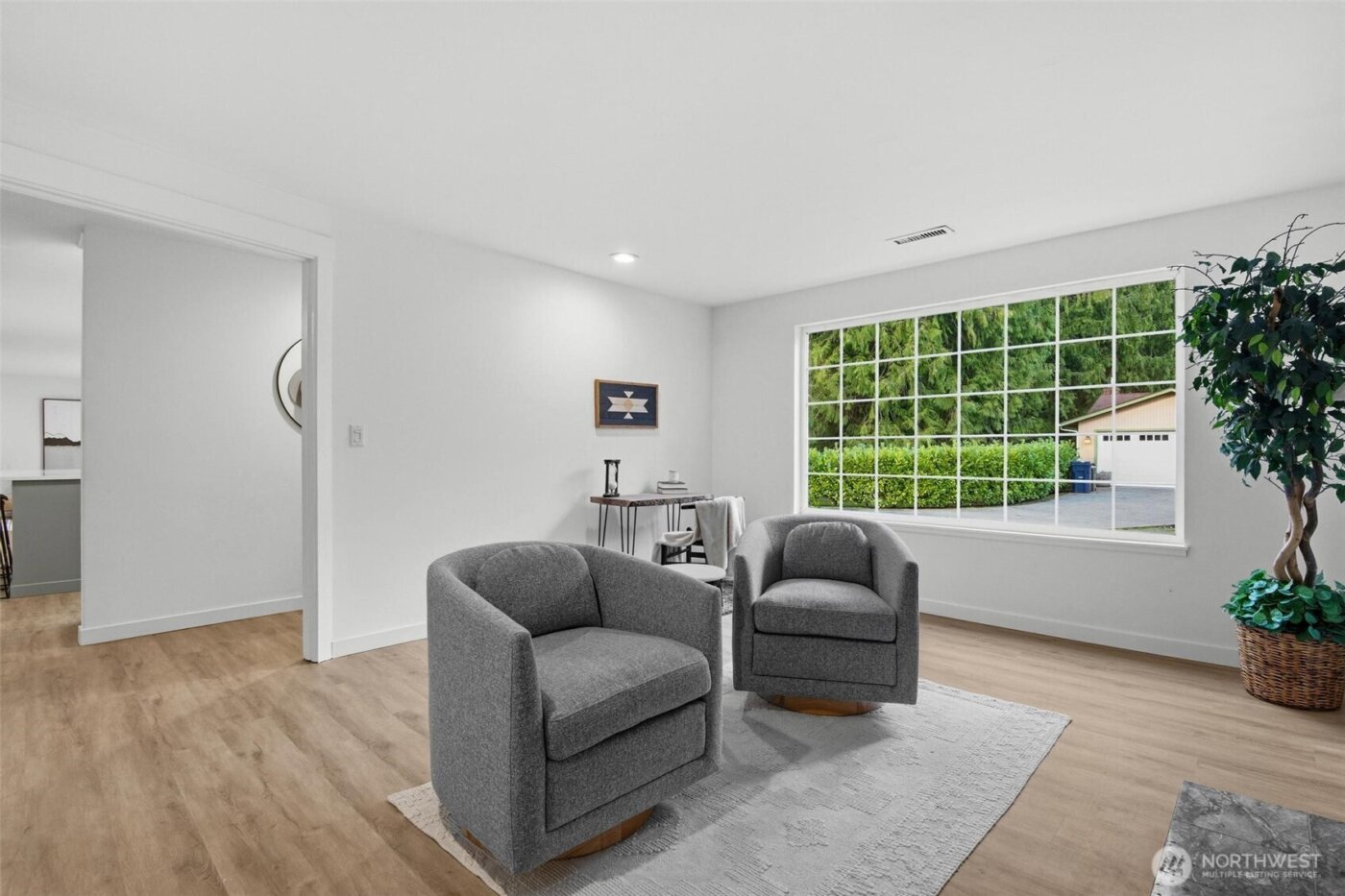 20511 Greening Road , Bothell, WA 98012