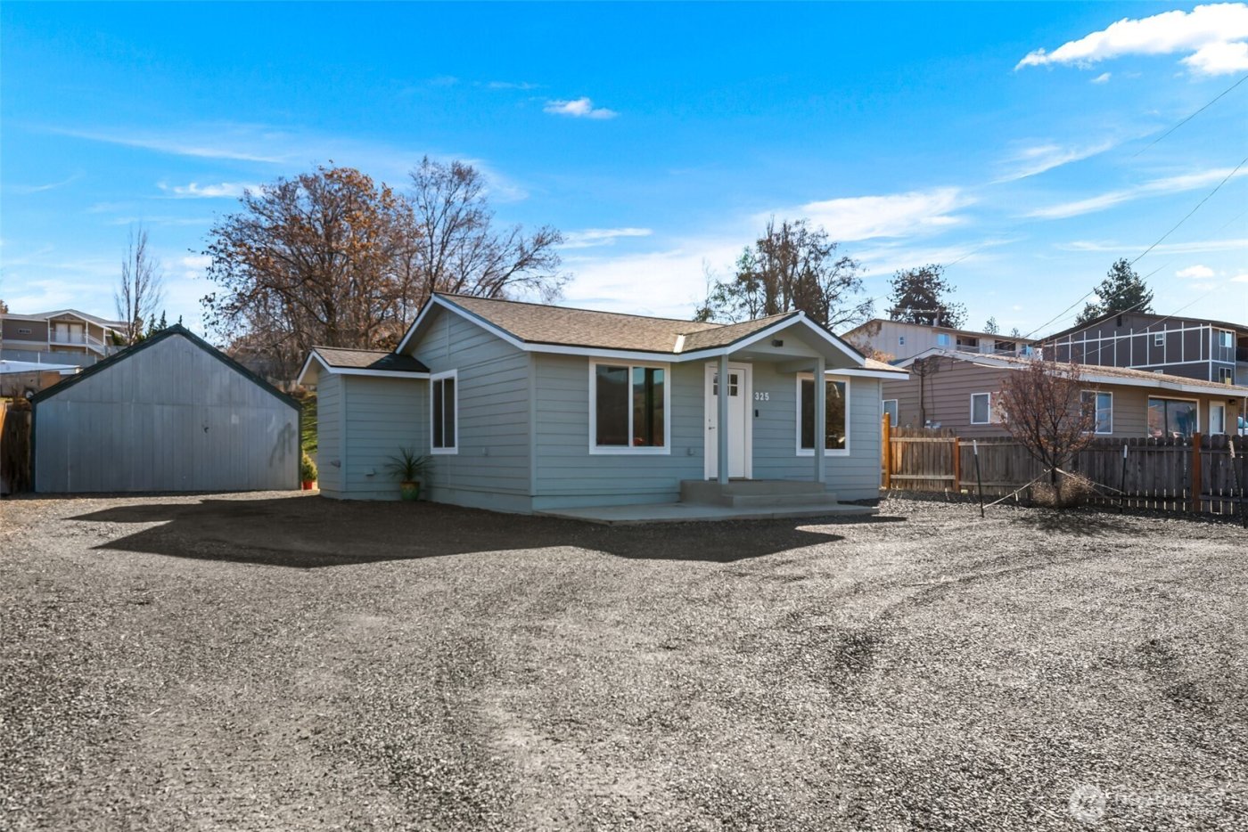 325 Eastmont Ave , East Wenatchee, WA 98802