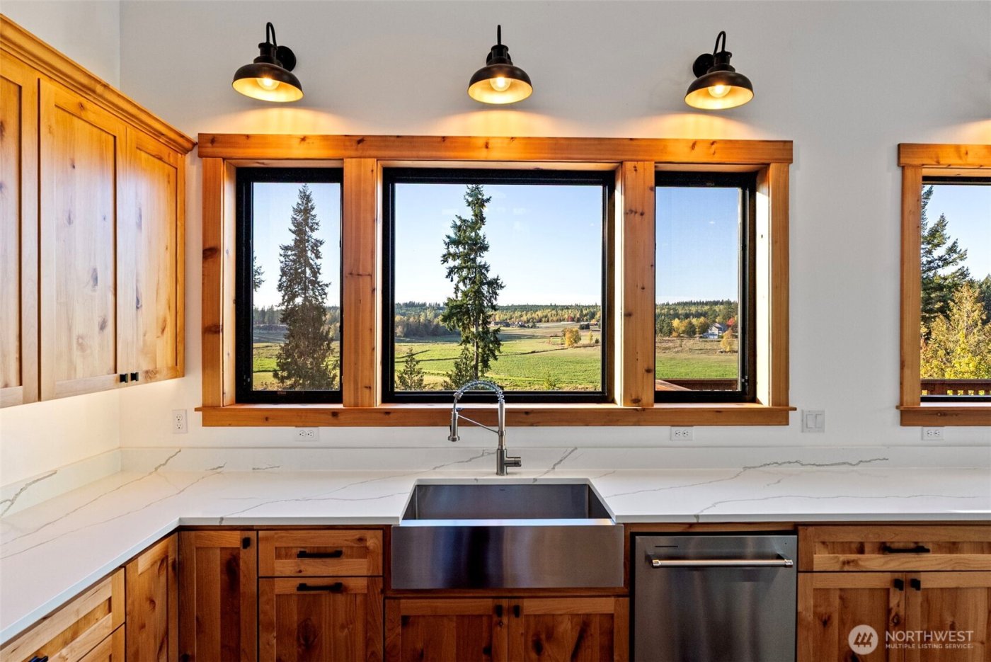 42524 Dean Kreger Rd E , Eatonville, WA 98328