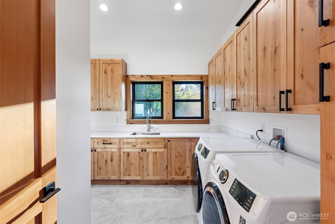 42524 Dean Kreger Rd E , Eatonville, WA 98328