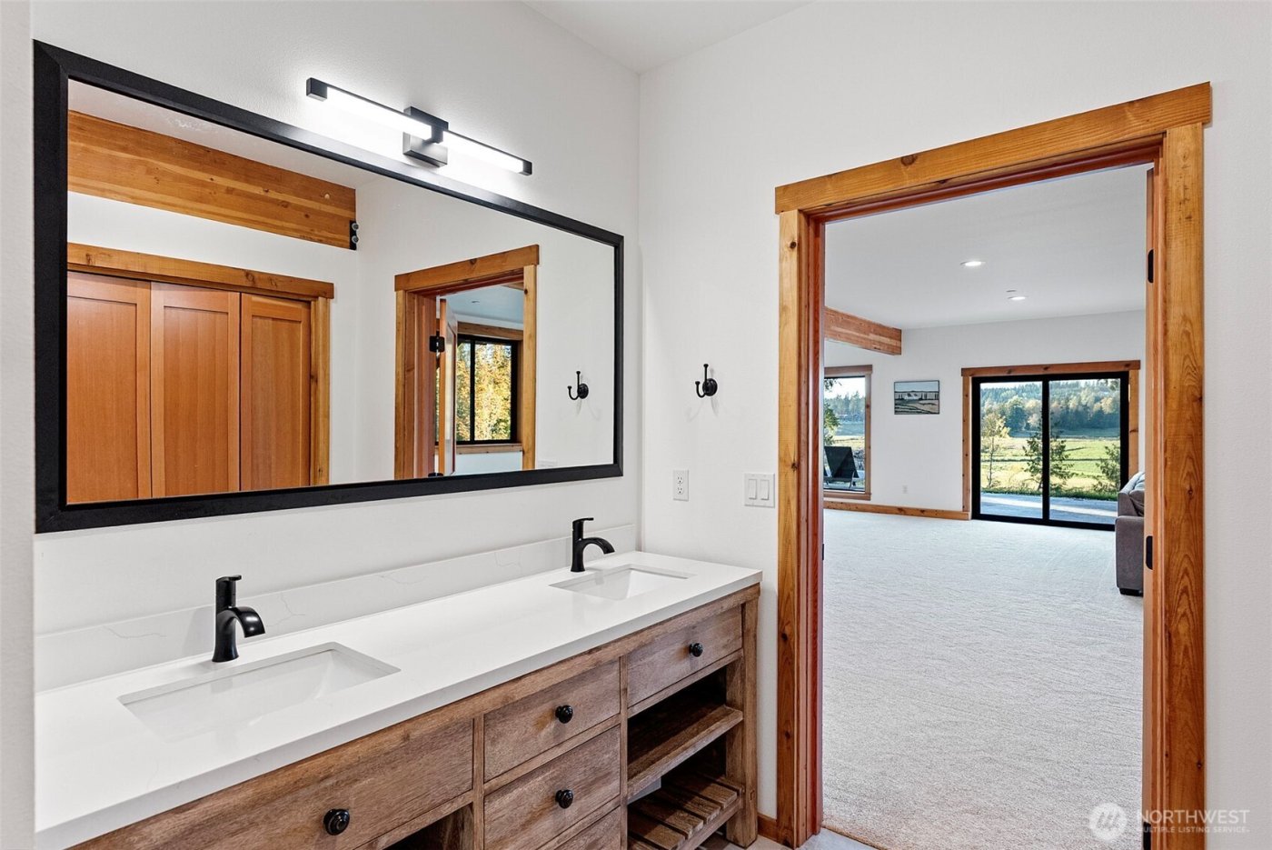 42524 Dean Kreger Rd E , Eatonville, WA 98328