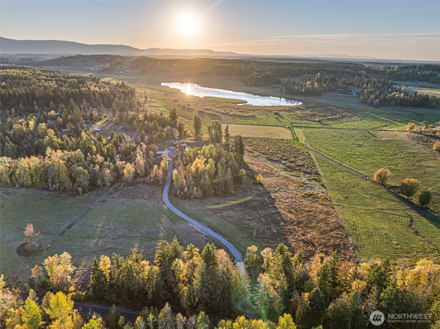 42524 Dean Kreger Rd E , Eatonville, WA 98328