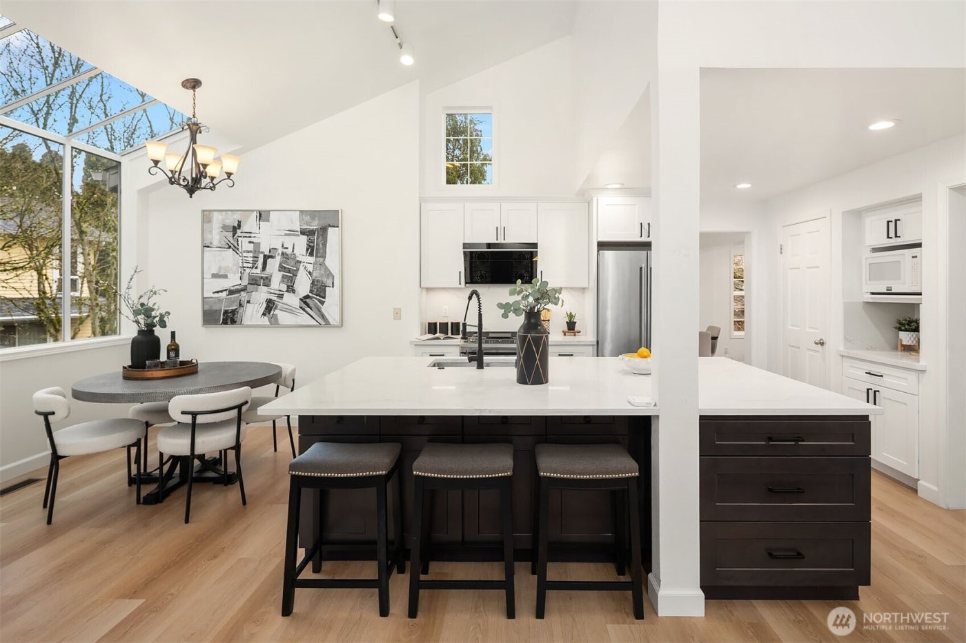 17158 NE 37th Place , Bellevue, WA 98008