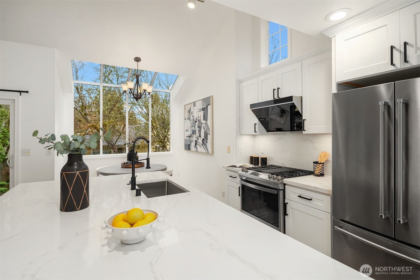 17158 NE 37th Place , Bellevue, WA 98008