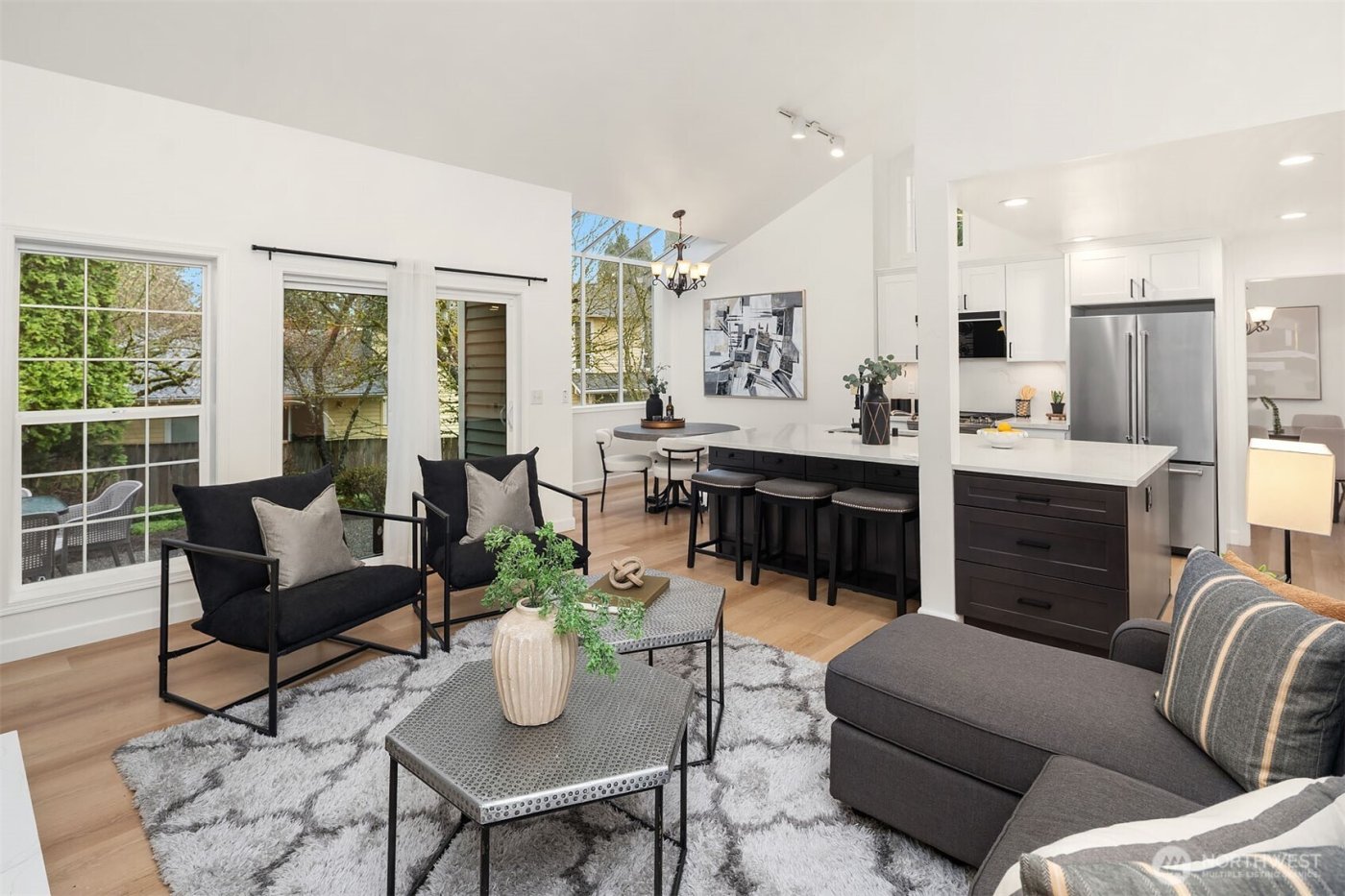 17158 NE 37th Place , Bellevue, WA 98008