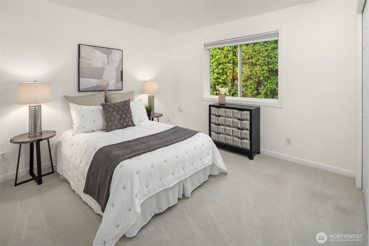 17158 NE 37th Place , Bellevue, WA 98008