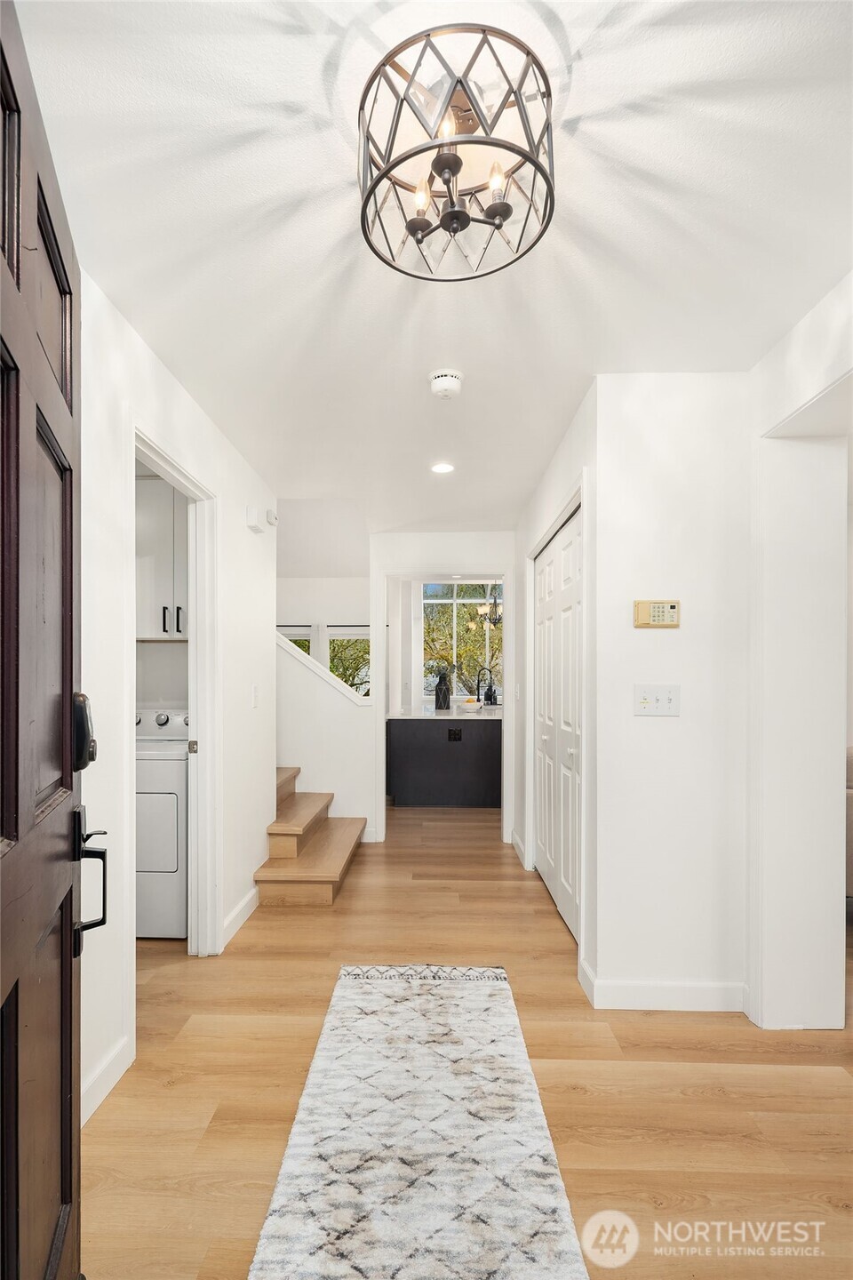 17158 NE 37th Place , Bellevue, WA 98008