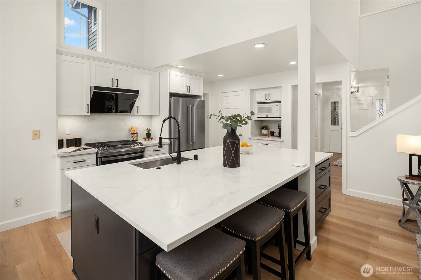 17158 NE 37th Place , Bellevue, WA 98008